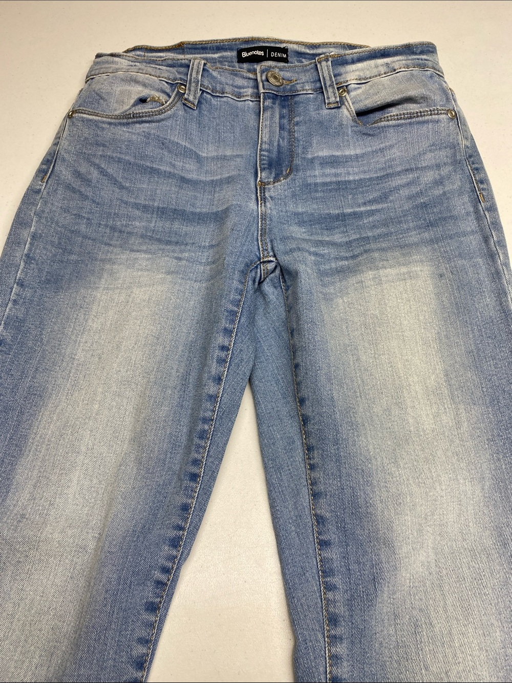 Bluenotes Women's Skinny Jeans in Light Blue Wash